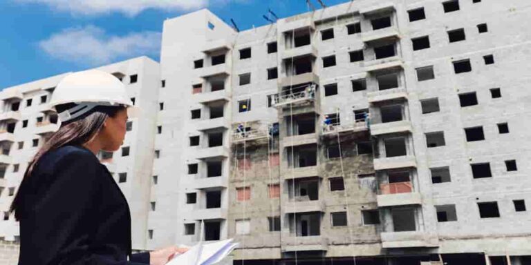 Atraso na Entrega do Apartamento na Planta: Seus Direitos Escondidos que a Construtora Não Quer Que Você Saiba!